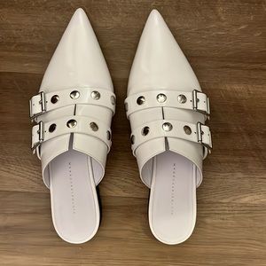 Victoria Beckham shoe